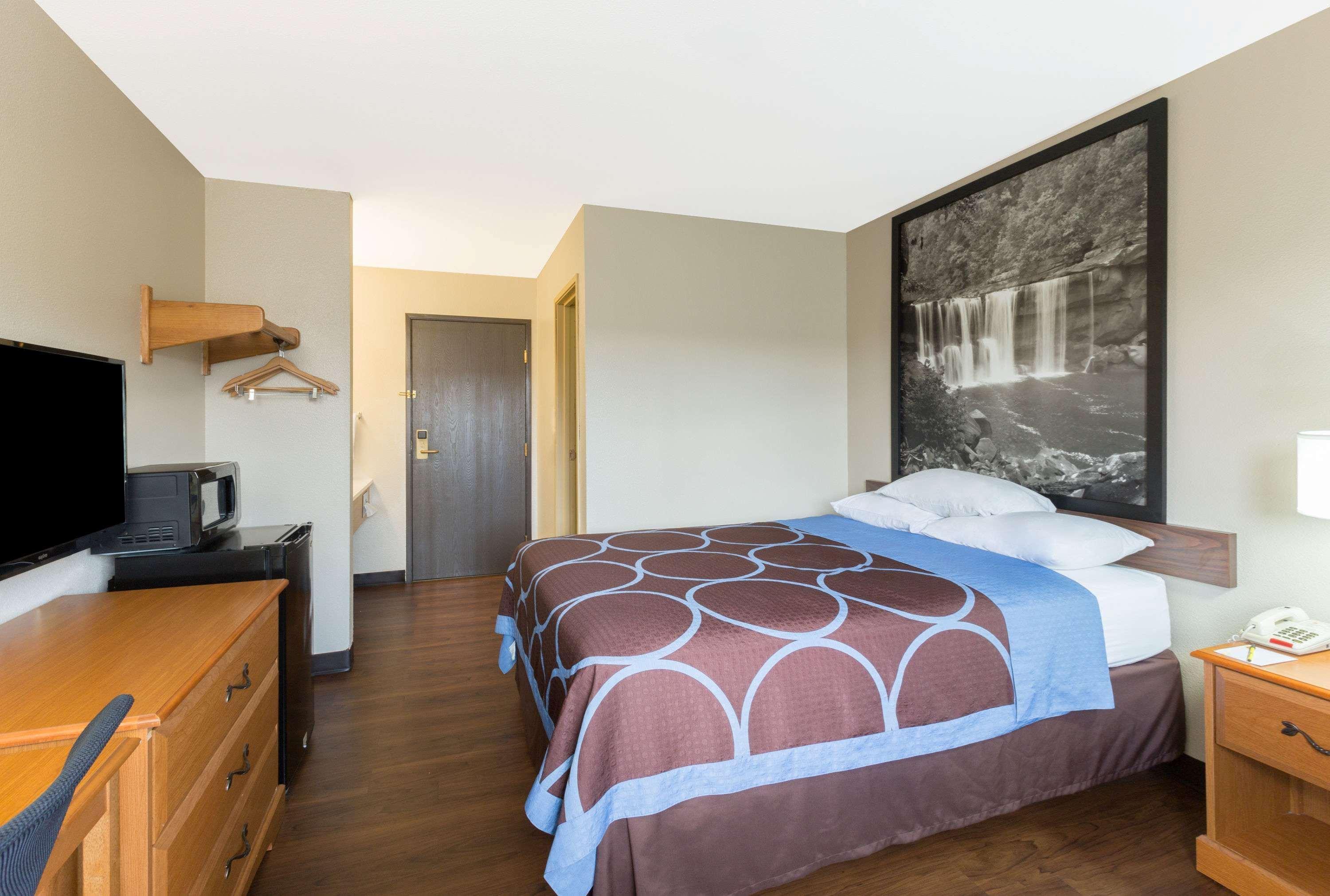 Super 8 By Wyndham Ft. Knox Area Radcliff